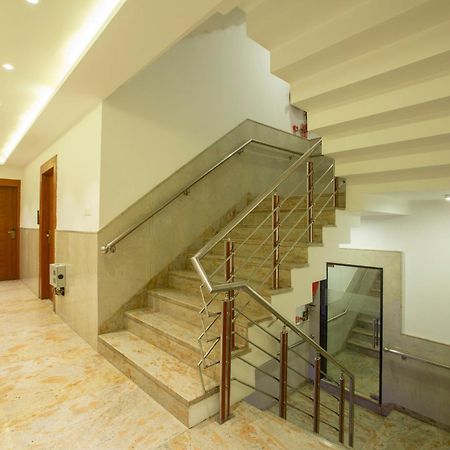 Hotel Arch Suites - Near Aerocity ニューデリー エクステリア 写真