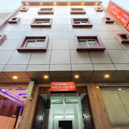 Hotel Arch Suites - Near Aerocity ニューデリー エクステリア 写真